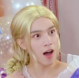 wayv - hendery